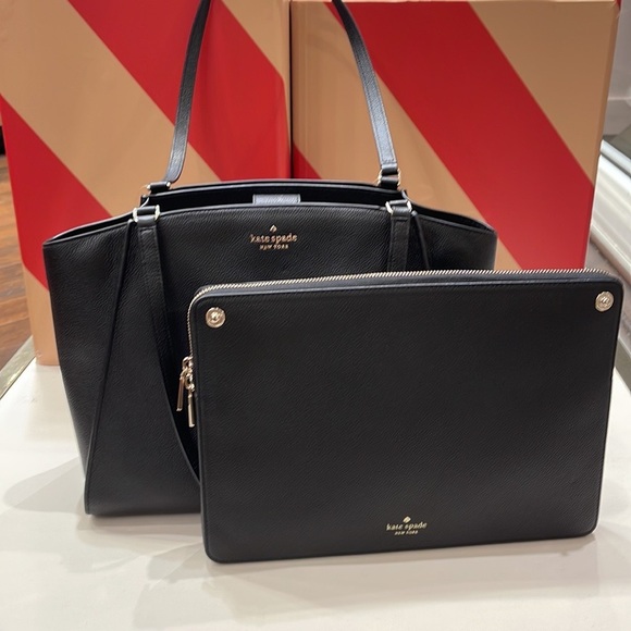 kate spade Handbags - Kate Spade Brim Laptop Tote 

COLOR:
Black